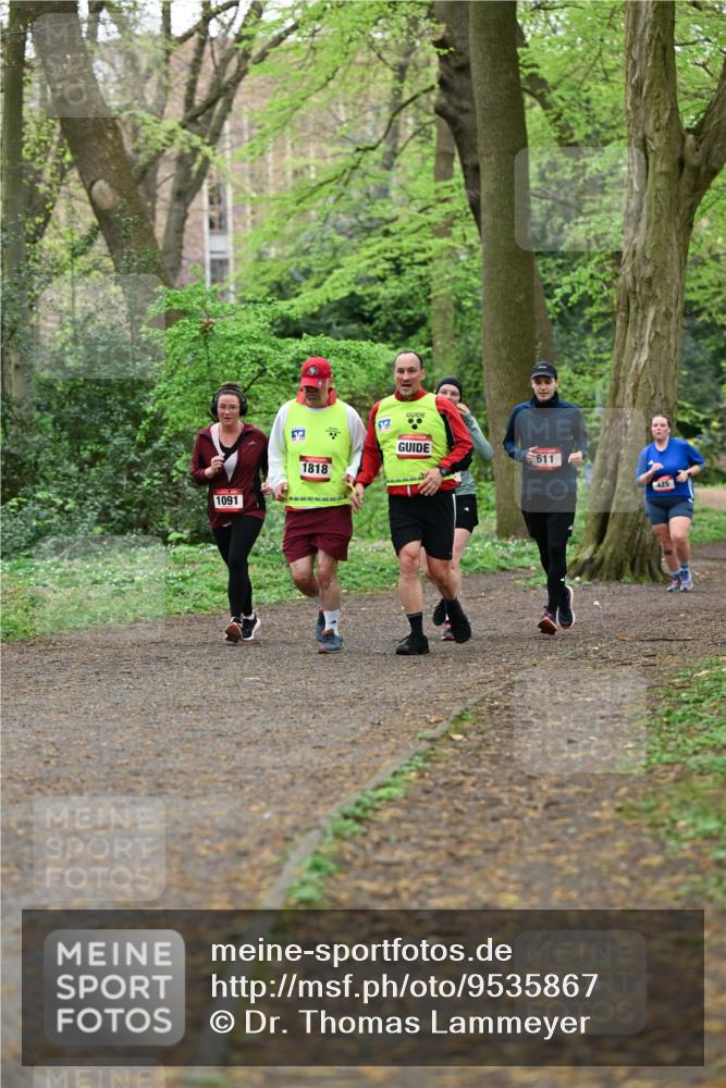 19.04.2026 - Hammer Lauf Dr. Thomas Lammeyer http://msf.ph/oto/9535867 19.04.2026 10:20:30 Laufen 1091, 1818, 512, 611, 425 meine-sportfotos.de