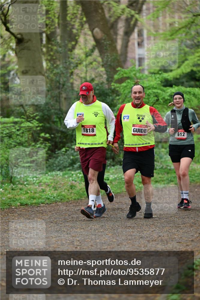 19.04.2026 - Hammer Lauf Dr. Thomas Lammeyer http://msf.ph/oto/9535877 19.04.2026 10:20:32 Laufen 1818, 612 meine-sportfotos.de