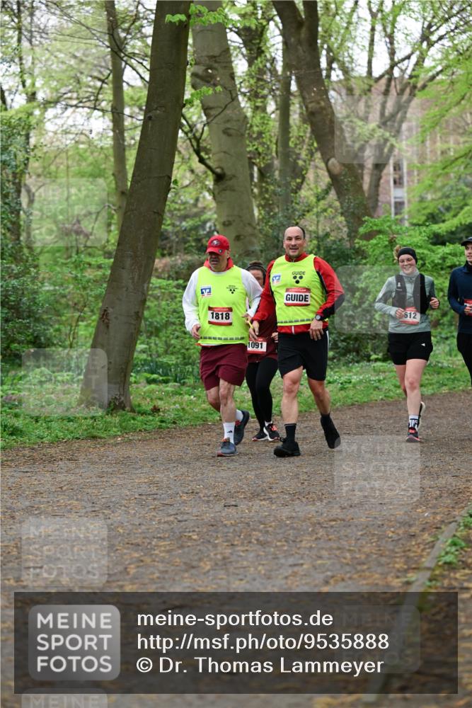 19.04.2026 - Hammer Lauf Dr. Thomas Lammeyer http://msf.ph/oto/9535888 19.04.2026 10:20:33 Laufen 1818, 1091, 612 meine-sportfotos.de