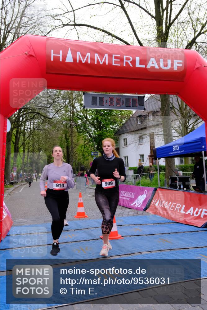 19.04.2026 - Hammer Lauf Tim E. http://msf.ph/oto/9536031 19.04.2026 10:50:25 Ziel 909, 910, 1639 meine-sportfotos.de