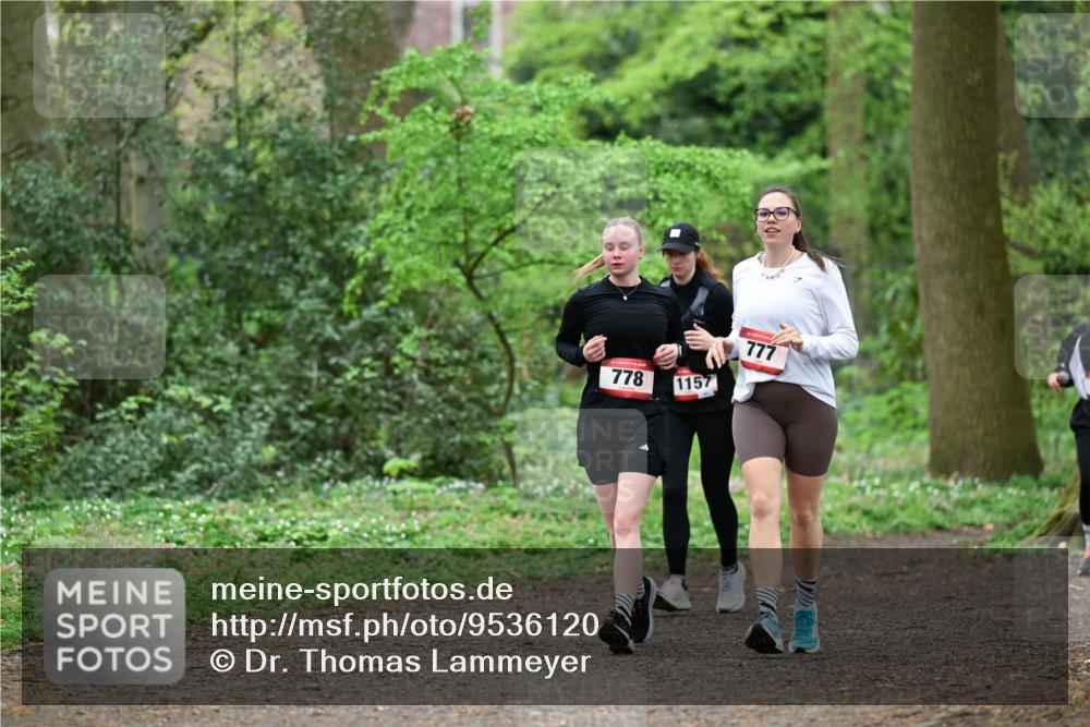 19.04.2026 - Hammer Lauf Dr. Thomas Lammeyer http://msf.ph/oto/9536120 19.04.2026 10:21:36 Laufen 777, 778, 1157 meine-sportfotos.de