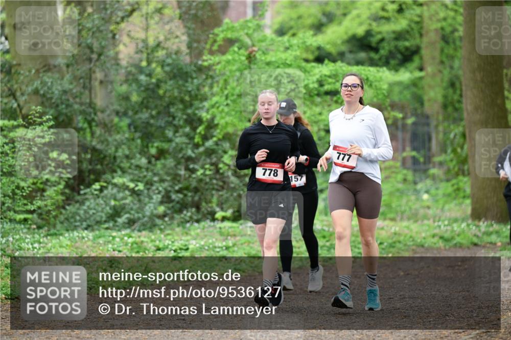 19.04.2026 - Hammer Lauf Dr. Thomas Lammeyer http://msf.ph/oto/9536127 19.04.2026 10:21:37 Laufen 778, 157, 777 meine-sportfotos.de
