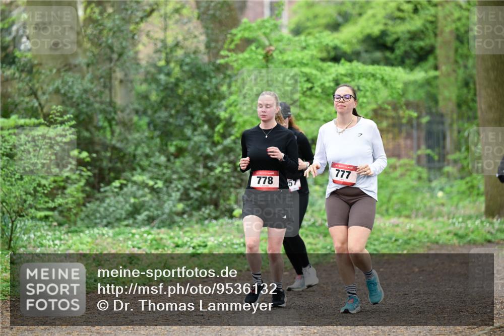 19.04.2026 - Hammer Lauf Dr. Thomas Lammeyer http://msf.ph/oto/9536132 19.04.2026 10:21:38 Laufen 778, 777 meine-sportfotos.de