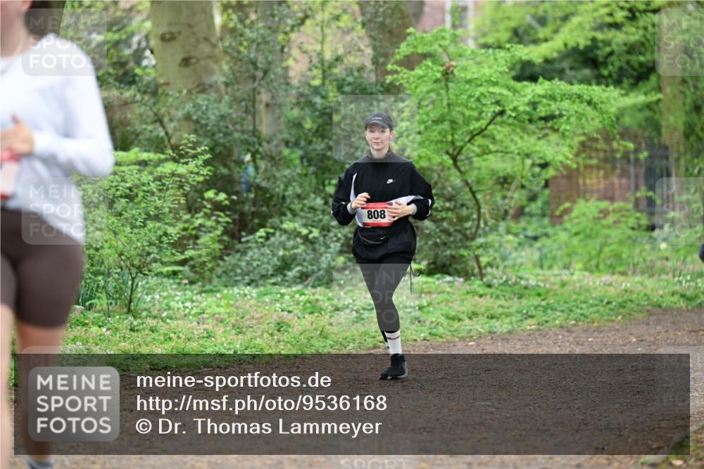 19.04.2026 - Hammer Lauf Dr. Thomas Lammeyer http://msf.ph/oto/9536168 19.04.2026 10:21:42 Laufen 808 meine-sportfotos.de