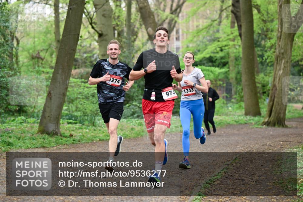 19.04.2026 - Hammer Lauf Dr. Thomas Lammeyer http://msf.ph/oto/9536277 19.04.2026 10:22:23 Laufen 1274, 974, 1343 meine-sportfotos.de
