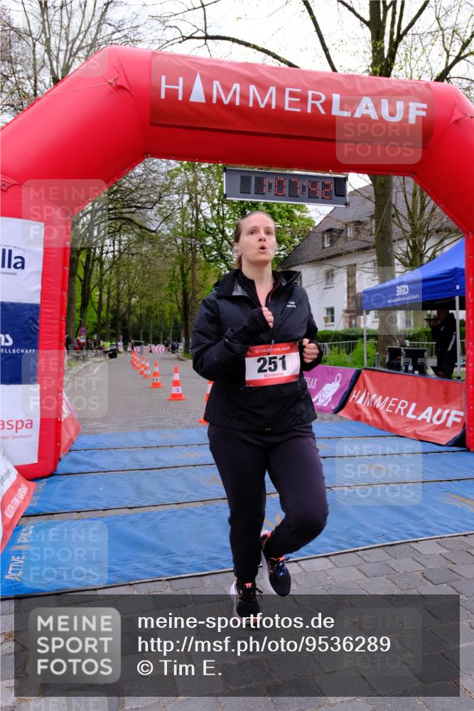 19.04.2026 - Hammer Lauf Tim E. http://msf.ph/oto/9536289 19.04.2026 10:52:49 Ziel 251, 704, 1830 meine-sportfotos.de