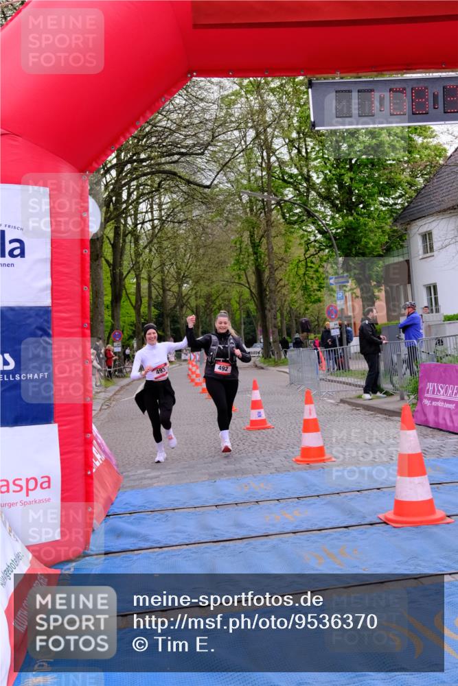 19.04.2026 - Hammer Lauf Tim E. http://msf.ph/oto/9536370 19.04.2026 10:53:42 Ziel 253, 492, 493, 1684 meine-sportfotos.de
