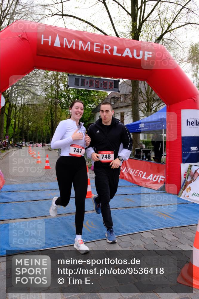19.04.2026 - Hammer Lauf Tim E. http://msf.ph/oto/9536418 19.04.2026 10:54:08 Ziel 747, 748, 756 meine-sportfotos.de