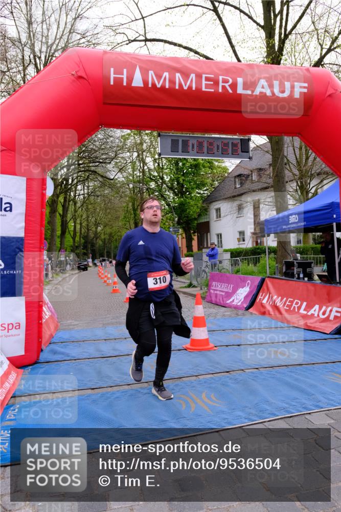 19.04.2026 - Hammer Lauf Tim E. http://msf.ph/oto/9536504 19.04.2026 10:55:01 Ziel 210, 310 meine-sportfotos.de