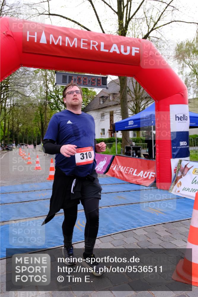 19.04.2026 - Hammer Lauf Tim E. http://msf.ph/oto/9536511 19.04.2026 10:55:01 Ziel 210, 310 meine-sportfotos.de