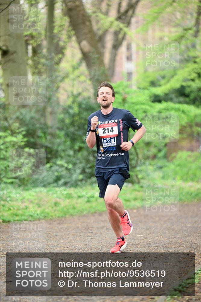 19.04.2026 - Hammer Lauf Dr. Thomas Lammeyer http://msf.ph/oto/9536519 19.04.2026 10:24:46 Laufen 214 meine-sportfotos.de