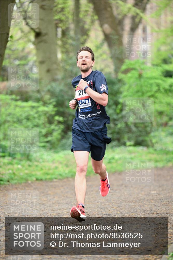 19.04.2026 - Hammer Lauf Dr. Thomas Lammeyer http://msf.ph/oto/9536525 19.04.2026 10:24:47 Laufen 214 meine-sportfotos.de