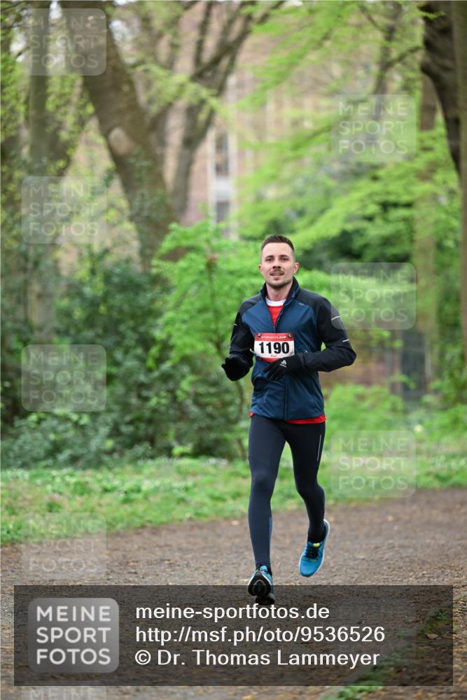 19.04.2026 - Hammer Lauf Dr. Thomas Lammeyer http://msf.ph/oto/9536526 19.04.2026 10:24:50 Laufen 1190 meine-sportfotos.de