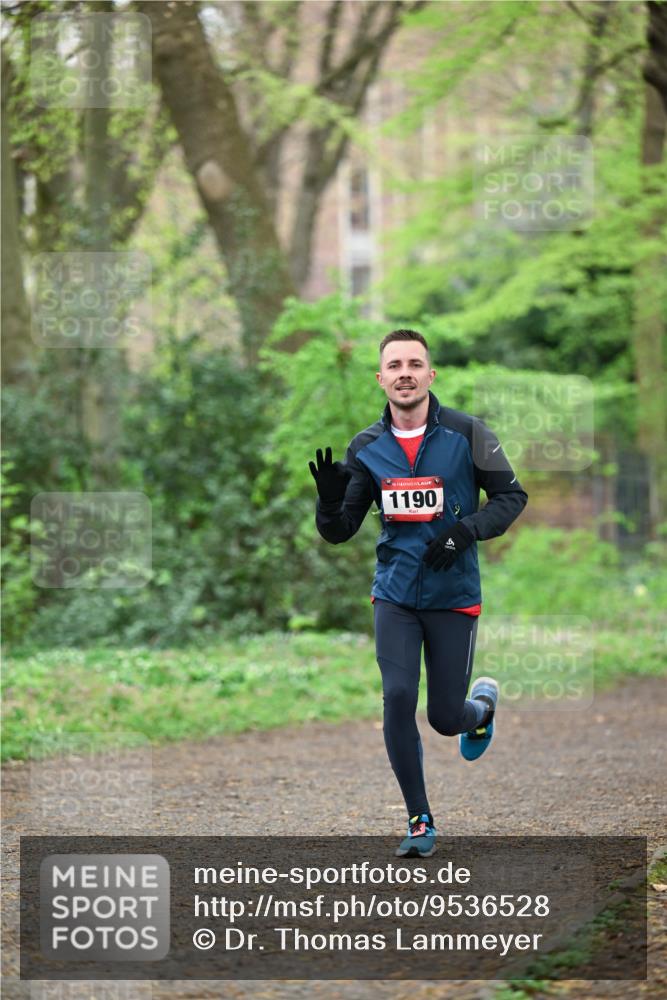 19.04.2026 - Hammer Lauf Dr. Thomas Lammeyer http://msf.ph/oto/9536528 19.04.2026 10:24:50 Laufen 1190 meine-sportfotos.de