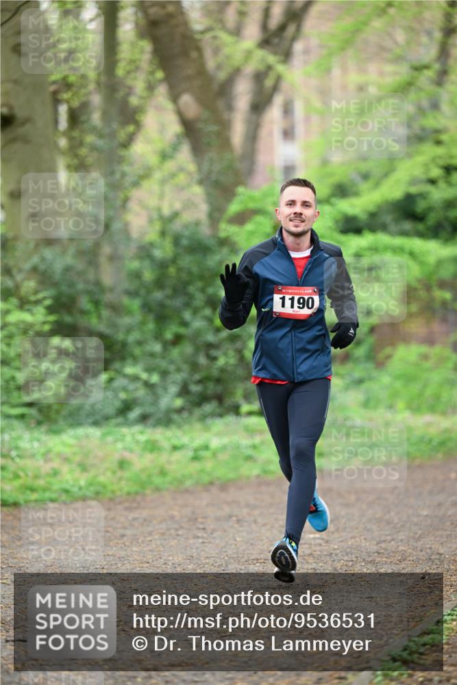 19.04.2026 - Hammer Lauf Dr. Thomas Lammeyer http://msf.ph/oto/9536531 19.04.2026 10:24:50 Laufen 1190 meine-sportfotos.de