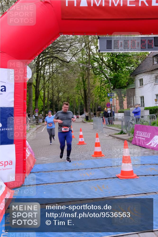 19.04.2026 - Hammer Lauf Tim E. http://msf.ph/oto/9536563 19.04.2026 10:55:31 Ziel 186, 187, 287, 1157 meine-sportfotos.de