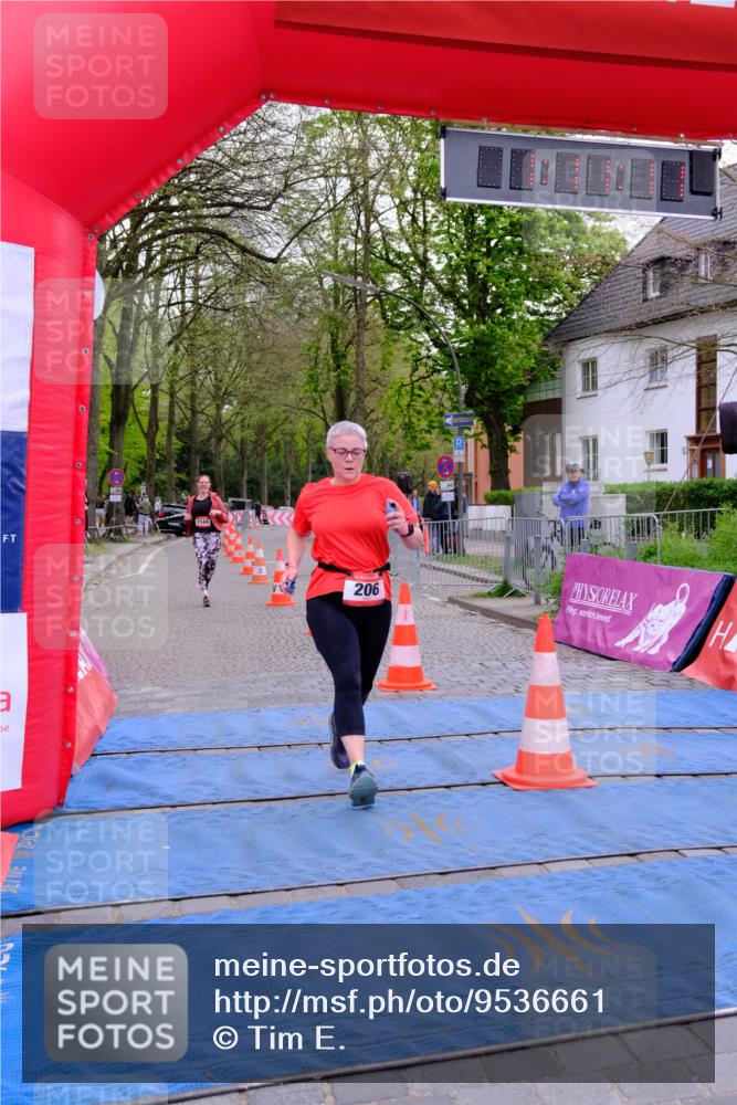19.04.2026 - Hammer Lauf Tim E. http://msf.ph/oto/9536661 19.04.2026 10:56:19 Ziel 206, 526, 1144 meine-sportfotos.de