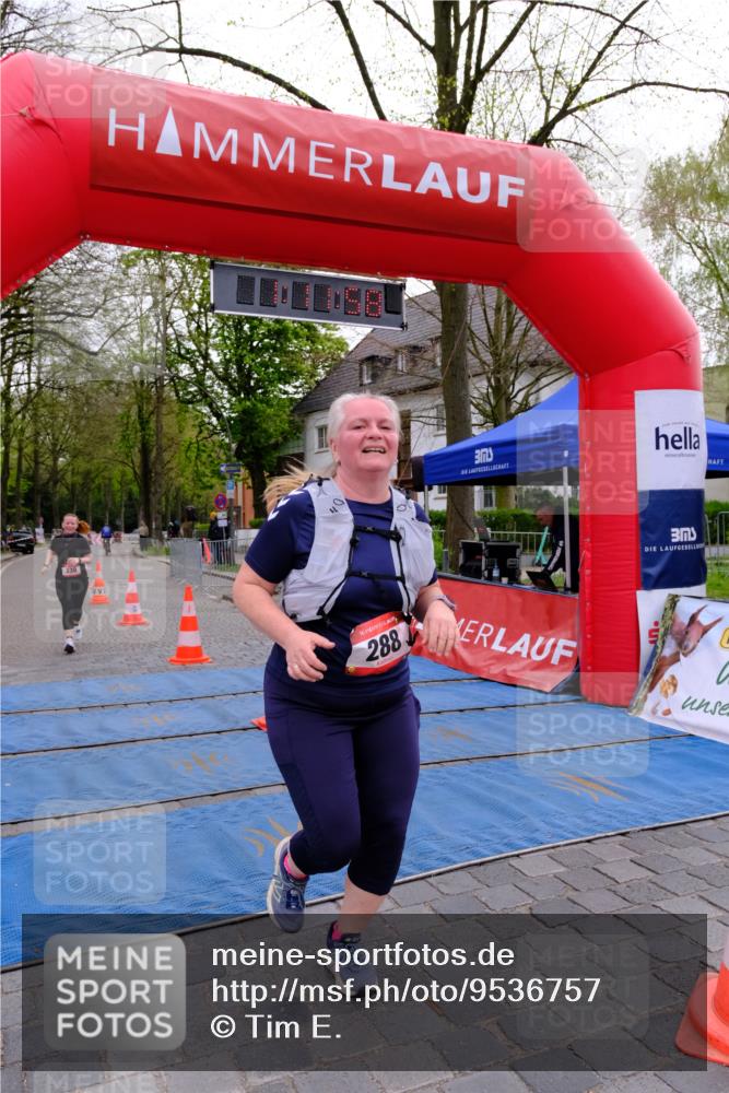 19.04.2026 - Hammer Lauf Tim E. http://msf.ph/oto/9536757 19.04.2026 10:57:06 Ziel 288, 330 meine-sportfotos.de