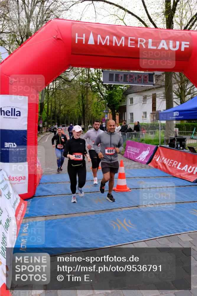 19.04.2026 - Hammer Lauf Tim E. http://msf.ph/oto/9536791 19.04.2026 10:57:37 Ziel 691, 692, 1335, 1633 meine-sportfotos.de
