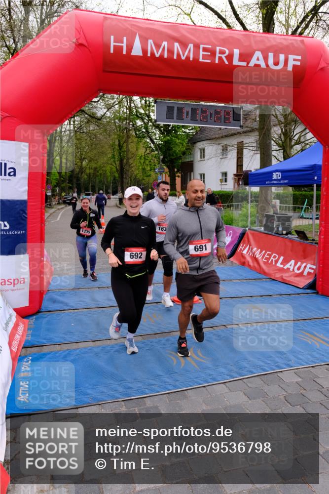 19.04.2026 - Hammer Lauf Tim E. http://msf.ph/oto/9536798 19.04.2026 10:57:37 Ziel 691, 692, 1335, 1633 meine-sportfotos.de