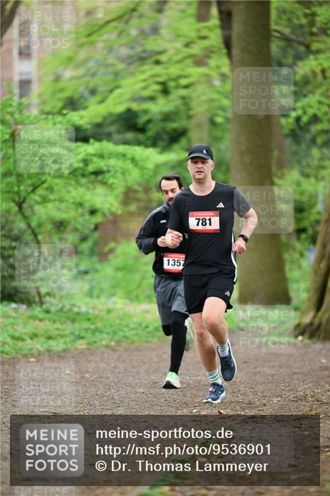 19.04.2026 - Hammer Lauf Dr. Thomas Lammeyer http://msf.ph/oto/9536901 19.04.2026 10:27:30 Laufen 1357, 781 meine-sportfotos.de