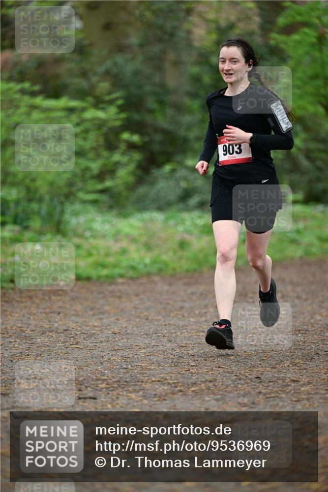 19.04.2026 - Hammer Lauf Dr. Thomas Lammeyer http://msf.ph/oto/9536969 19.04.2026 10:27:46 Laufen 903 meine-sportfotos.de