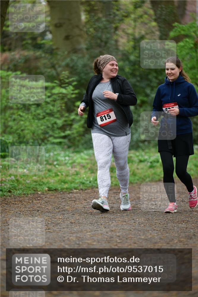 19.04.2026 - Hammer Lauf Dr. Thomas Lammeyer http://msf.ph/oto/9537015 19.04.2026 10:28:01 Laufen 815 meine-sportfotos.de