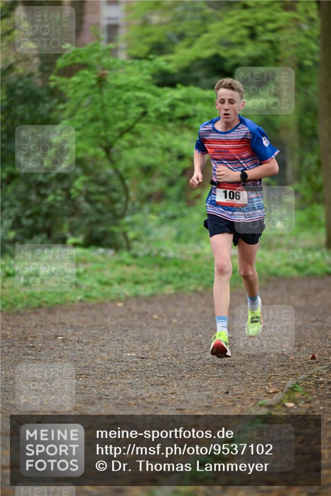 19.04.2026 - Hammer Lauf Dr. Thomas Lammeyer http://msf.ph/oto/9537102 19.04.2026 10:28:40 Laufen 106 meine-sportfotos.de