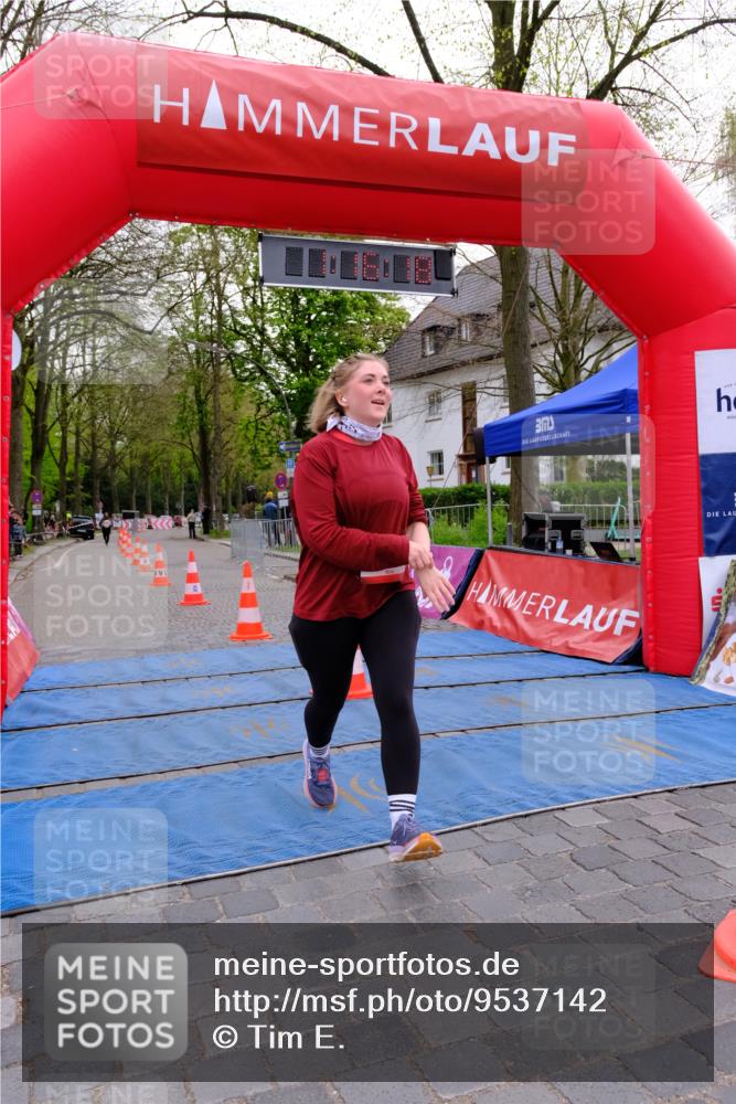 19.04.2026 - Hammer Lauf Tim E. http://msf.ph/oto/9537142 19.04.2026 11:01:25 Ziel 302, 501 meine-sportfotos.de