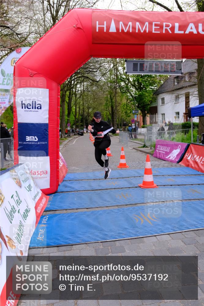 19.04.2026 - Hammer Lauf Tim E. http://msf.ph/oto/9537192 19.04.2026 11:02:52 Ziel 808 meine-sportfotos.de