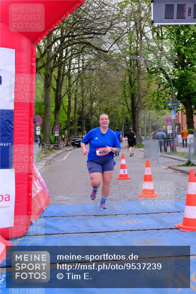 19.04.2026 - Hammer Lauf Tim E. http://msf.ph/oto/9537239 19.04.2026 11:03:54 Ziel 425 meine-sportfotos.de