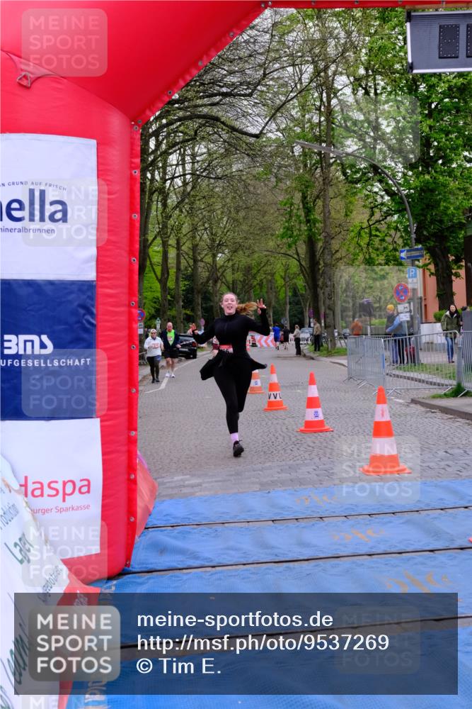 19.04.2026 - Hammer Lauf Tim E. http://msf.ph/oto/9537269 19.04.2026 11:04:12 Ziel 664, 756, 1911 meine-sportfotos.de
