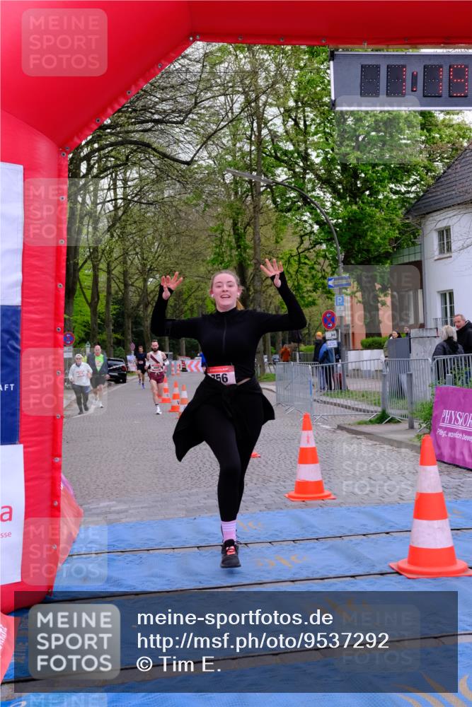 19.04.2026 - Hammer Lauf Tim E. http://msf.ph/oto/9537292 19.04.2026 11:04:14 Ziel 664, 756, 1911 meine-sportfotos.de