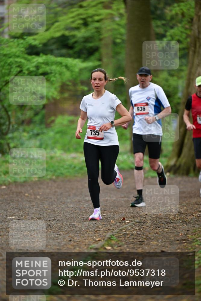 19.04.2026 - Hammer Lauf Dr. Thomas Lammeyer http://msf.ph/oto/9537318 19.04.2026 10:30:19 Laufen 735, 936 meine-sportfotos.de