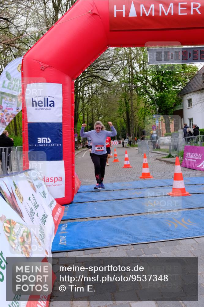 19.04.2026 - Hammer Lauf Tim E. http://msf.ph/oto/9537348 19.04.2026 11:04:41 Ziel 17, 424, 574, 862, 1157, 1219, 1236 meine-sportfotos.de