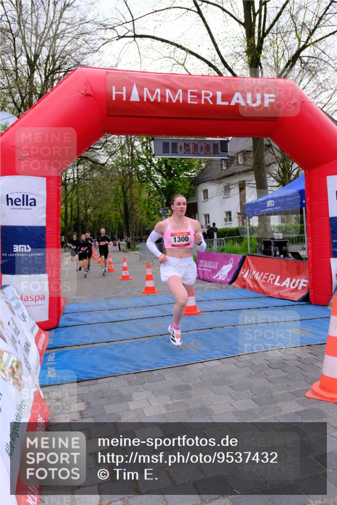 19.04.2026 - Hammer Lauf Tim E. http://msf.ph/oto/9537432 19.04.2026 11:05:09 Ziel 7, 13, 14, 20, 21, 25, 157, 351, 602, 1300 meine-sportfotos.de