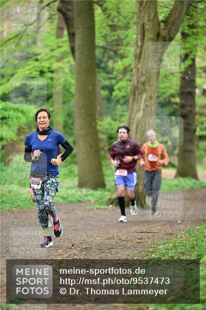 19.04.2026 - Hammer Lauf Dr. Thomas Lammeyer http://msf.ph/oto/9537473 19.04.2026 10:30:50 Laufen 800, 743 meine-sportfotos.de