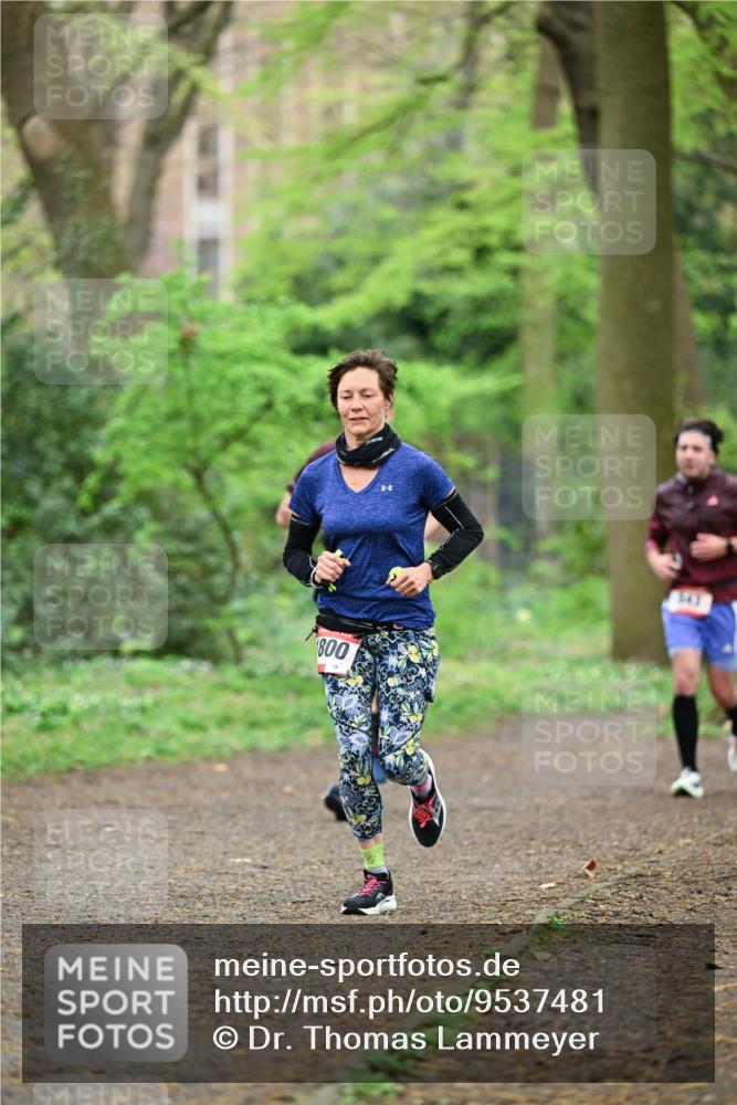 19.04.2026 - Hammer Lauf Dr. Thomas Lammeyer http://msf.ph/oto/9537481 19.04.2026 10:30:51 Laufen 800, 843 meine-sportfotos.de