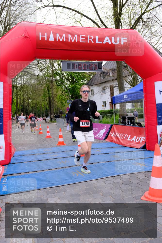 19.04.2026 - Hammer Lauf Tim E. http://msf.ph/oto/9537489 19.04.2026 11:05:34 Ziel 3, 218, 221, 314, 520, 823, 1278 meine-sportfotos.de