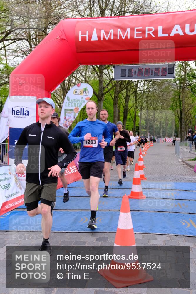 19.04.2026 - Hammer Lauf Tim E. http://msf.ph/oto/9537524 19.04.2026 11:05:55 Ziel 1, 6, 18, 22, 516, 627, 777, 778, 779, 928, 1027, 1263, 1292, 1841 meine-sportfotos.de
