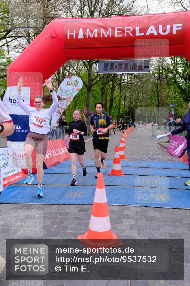 19.04.2026 - Hammer Lauf Tim E. http://msf.ph/oto/9537532 19.04.2026 11:05:59 Ziel 1, 6, 18, 22, 432, 562, 777, 778, 779, 928, 1027, 1147, 1148, 1292, 1841 meine-sportfotos.de