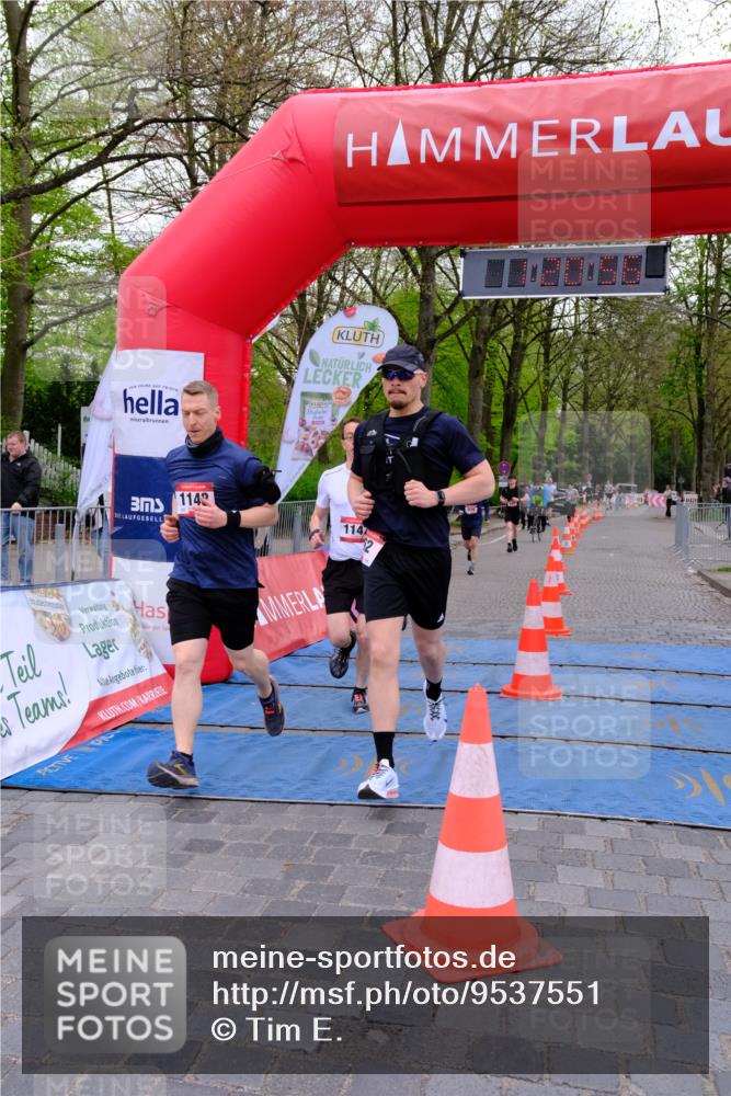 19.04.2026 - Hammer Lauf Tim E. http://msf.ph/oto/9537551 19.04.2026 11:06:05 Ziel 297, 432, 562, 939, 1147, 1148 meine-sportfotos.de