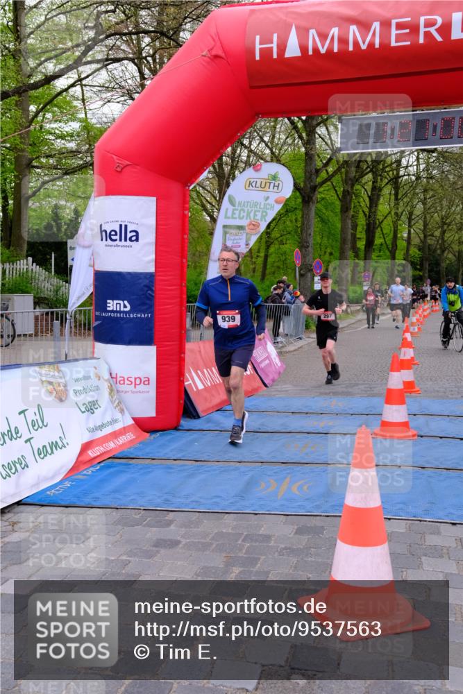 19.04.2026 - Hammer Lauf Tim E. http://msf.ph/oto/9537563 19.04.2026 11:06:08 Ziel 189, 297, 432, 562, 939, 1147, 1148 meine-sportfotos.de
