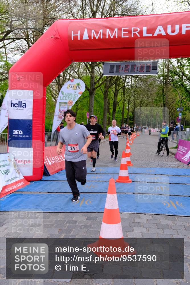 19.04.2026 - Hammer Lauf Tim E. http://msf.ph/oto/9537590 19.04.2026 11:06:15 Ziel 5, 24, 151, 189, 1681, 1878, 1884 meine-sportfotos.de
