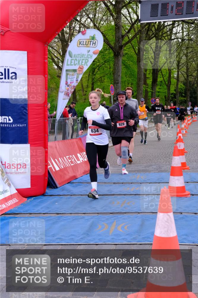 19.04.2026 - Hammer Lauf Tim E. http://msf.ph/oto/9537639 19.04.2026 11:06:24 Ziel 354, 511, 634, 920, 929, 1681, 1884 meine-sportfotos.de