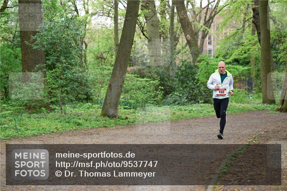19.04.2026 - Hammer Lauf Dr. Thomas Lammeyer http://msf.ph/oto/9537747 19.04.2026 10:32:20 Laufen 102 meine-sportfotos.de