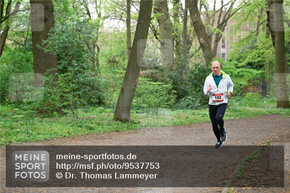 19.04.2026 - Hammer Lauf Dr. Thomas Lammeyer http://msf.ph/oto/9537753 19.04.2026 10:32:20 Laufen 102 meine-sportfotos.de