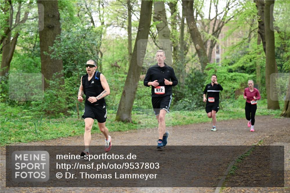 19.04.2026 - Hammer Lauf Dr. Thomas Lammeyer http://msf.ph/oto/9537803 19.04.2026 10:32:37 Laufen 672 meine-sportfotos.de