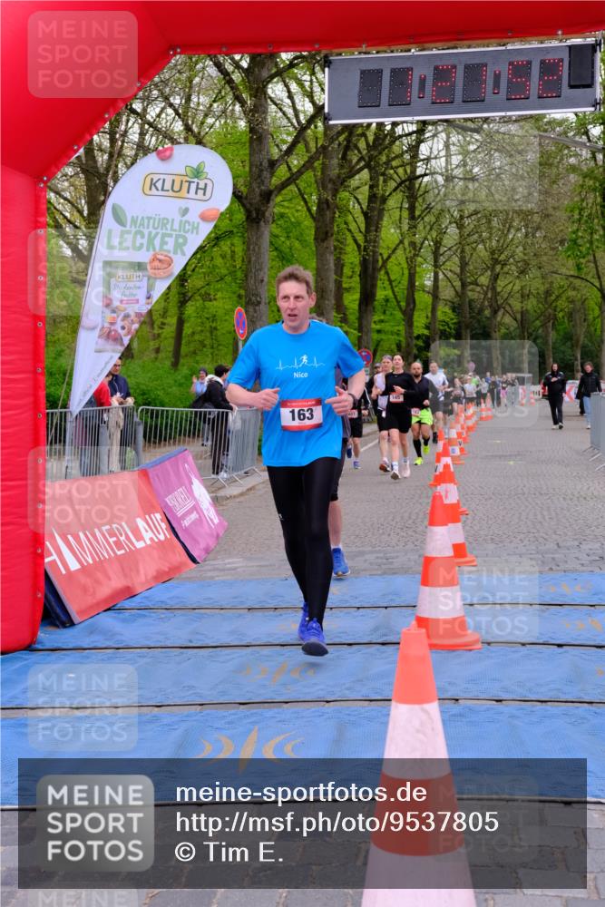 19.04.2026 - Hammer Lauf Tim E. http://msf.ph/oto/9537805 19.04.2026 11:07:01 Ziel 144, 145, 163, 307, 601, 860, 990, 1163 meine-sportfotos.de