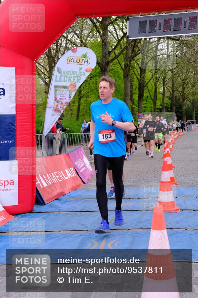 19.04.2026 - Hammer Lauf Tim E. http://msf.ph/oto/9537811 19.04.2026 11:07:01 Ziel 144, 145, 163, 307, 601, 860, 990, 1163 meine-sportfotos.de